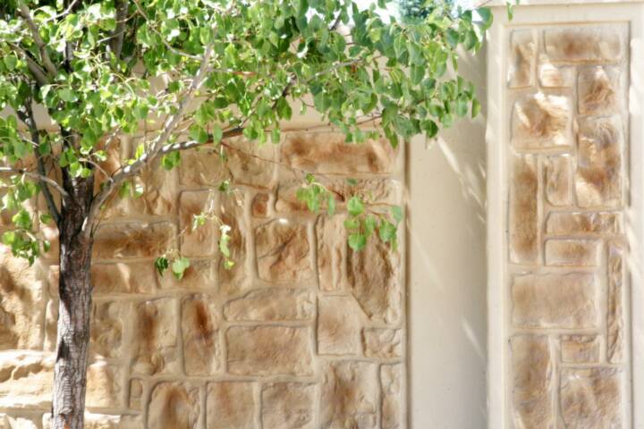 WallStain on vertical masonry surfaces